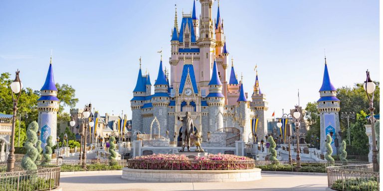 Grand Luxe Destinations - Disney