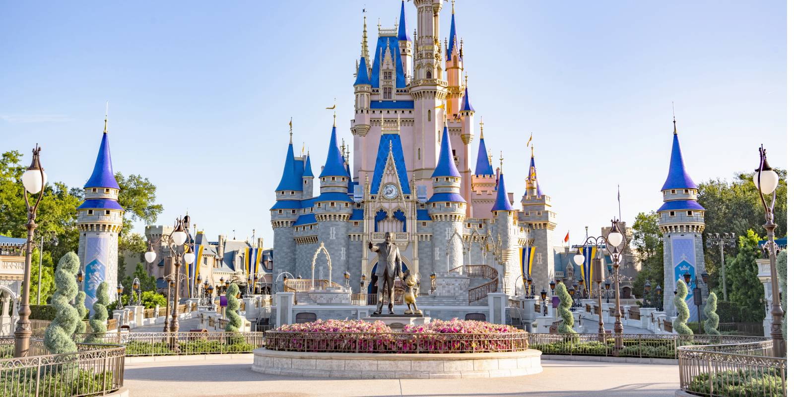 Grand Luxe Destinations - Disney